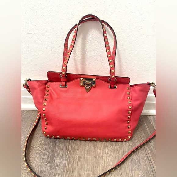Valentino Garavani Handbags - Valentino Garavani Rockstud Pink Small Tote Calfskin leather Bag
